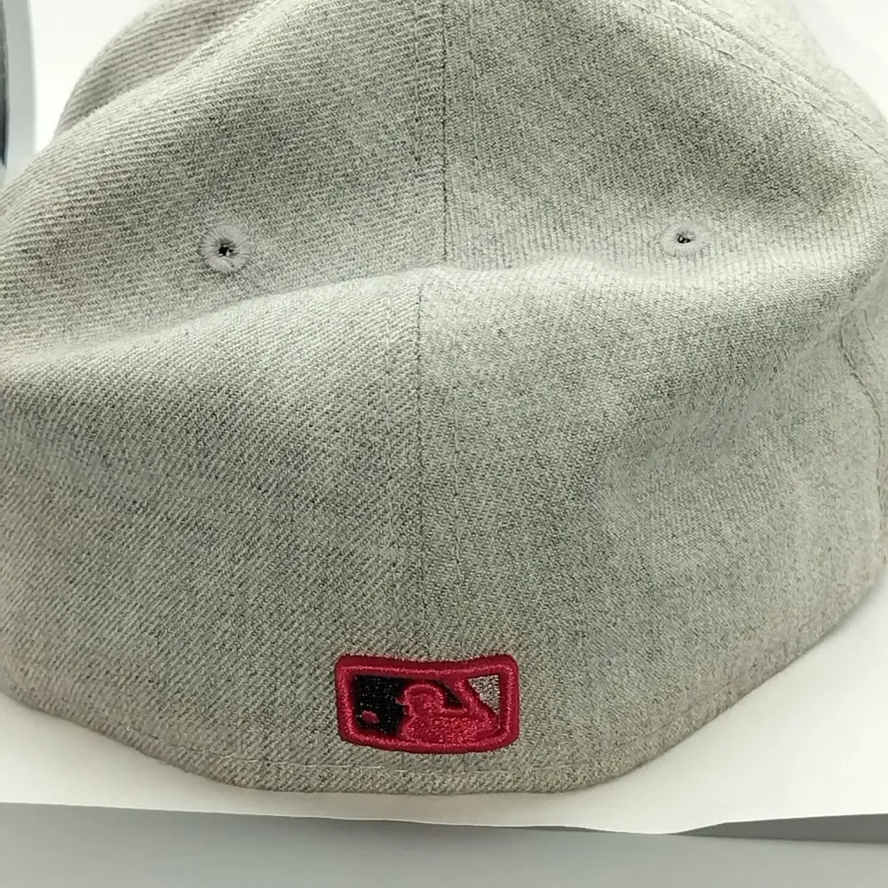 New Era Detroit Tigers 59FIFTY Fitted Hat Cap 7 5/8 MLB Grey Floral Brim